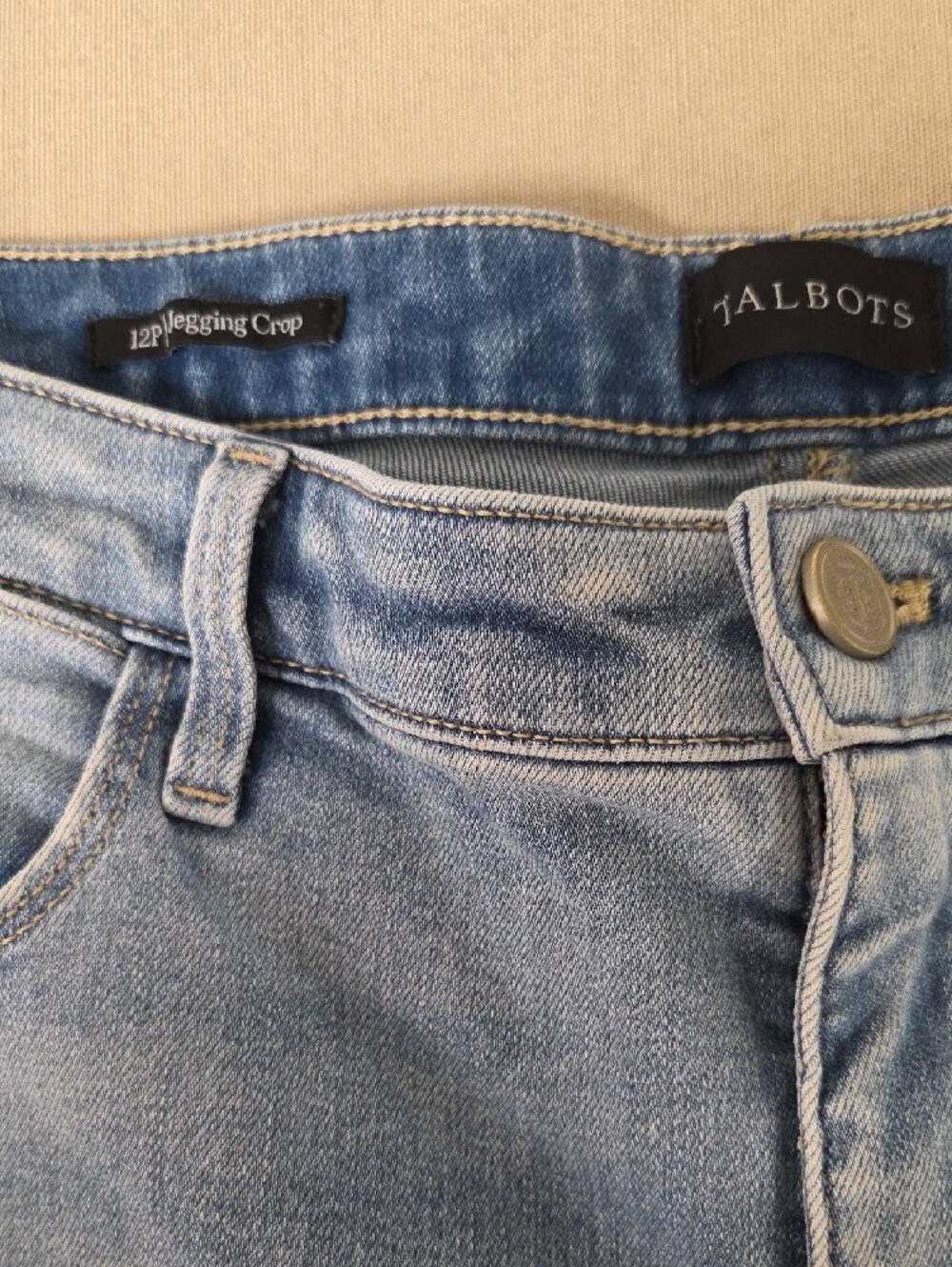 Talbots Crop Size 12P Light Washed Stretch - Picture 2 of 6